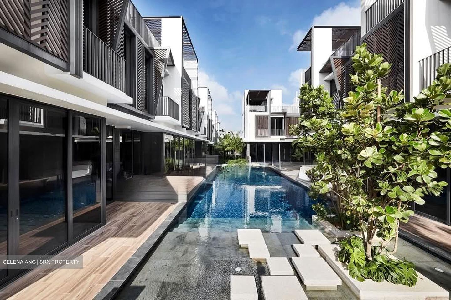 Alana (D28), Terrace #596658041